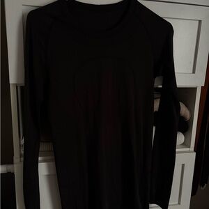 Swiftly Tech Long Sleeve Shirt